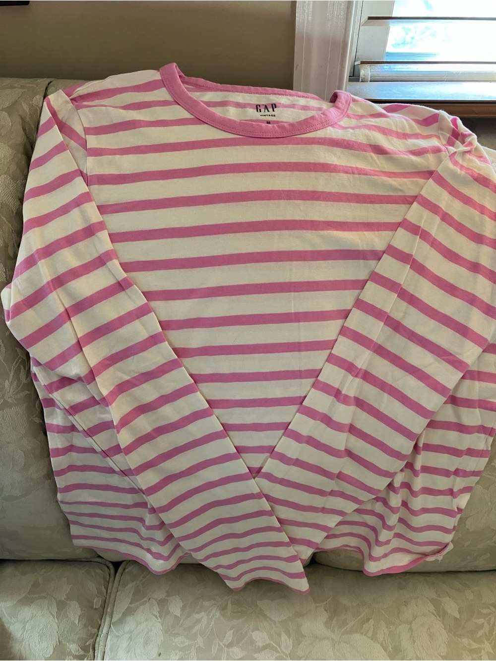 NWT Gap striped tee